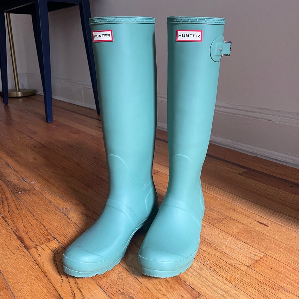 HUNTER Tall Rain Boots | Size 8, Moss Green
